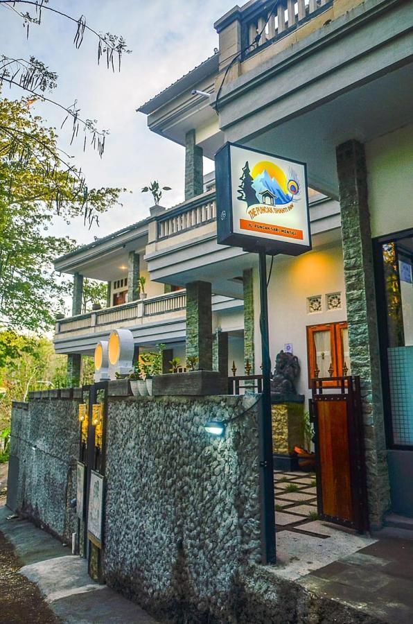 The Puncak Santhi Inn Batununggul Екстериор снимка